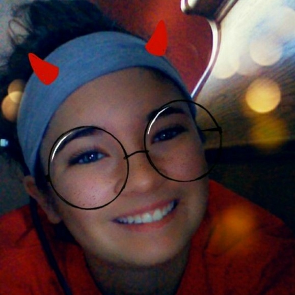 Meet your Posher, Jenna - Picture 1 of 1